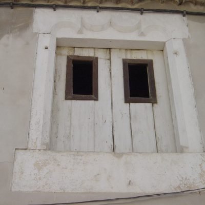 CASA SEC. XVI, EM ZONA CLASSIFICADA (ANTES)