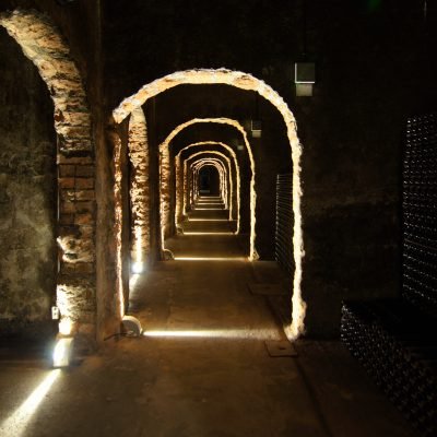 CAVES MESSIAS (LOJA)